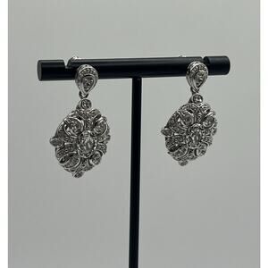 Sai Krishna 925 Silver Zirconia Earrings